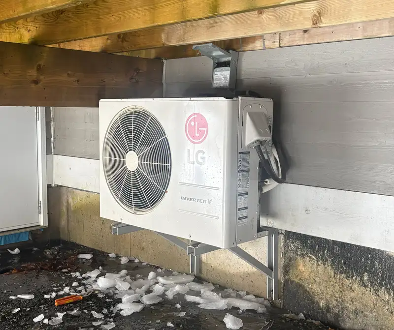 Air to water heat pump system components and installation